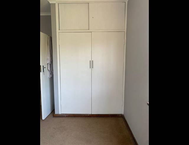 4 BEDROOM APARTMENT TO LET IN CLARENDON